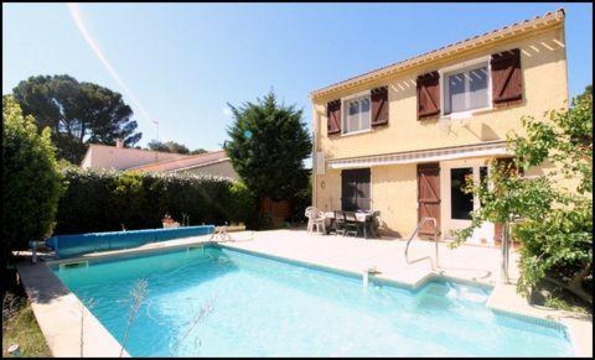 Picture of Home For Sale in Lambesc, Provence-Alpes-Cote d'Azur, France