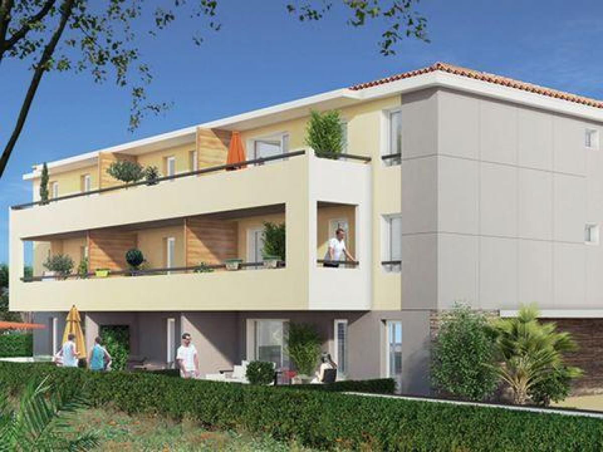 Picture of Apartment For Sale in Brignoles, Cote d'Azur, France