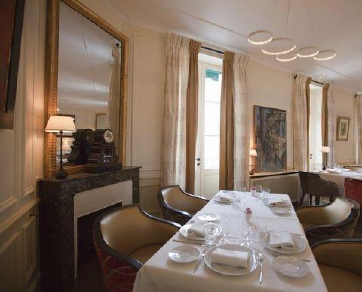 Picture of Office For Sale in Chablis, Bourgogne, France