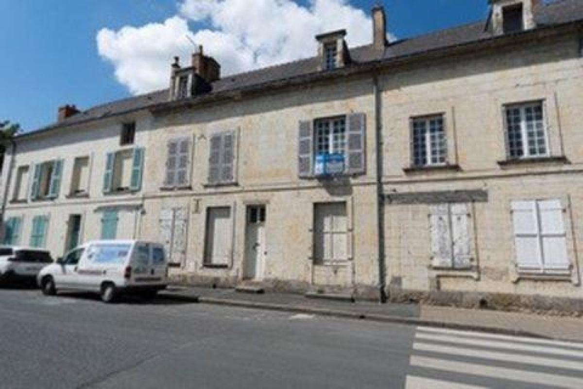 Picture of Home For Sale in Bauge, Pays De La Loire, France