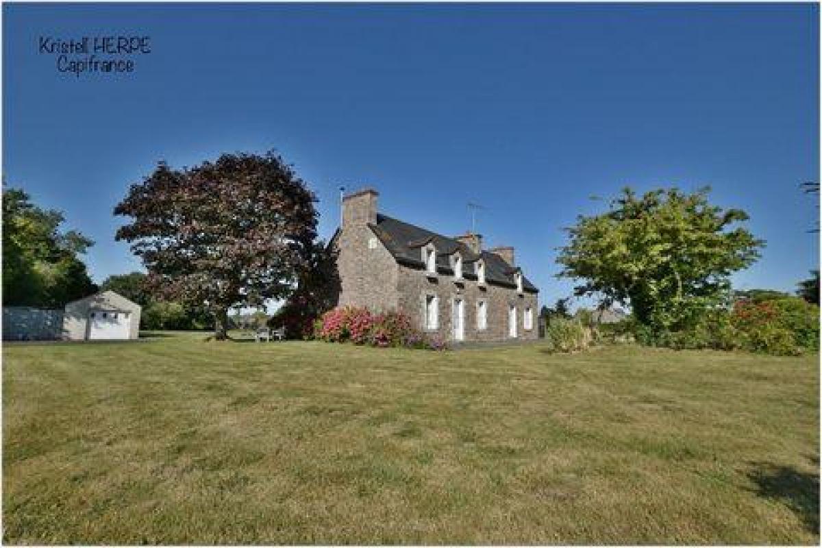 Picture of Home For Sale in Paimpol, Bretagne, France