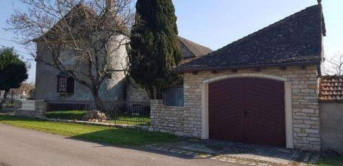 Picture of Home For Sale in Beaune, Bourgogne, France