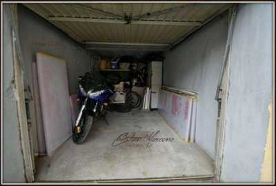 Retail For Sale in Marseille, France