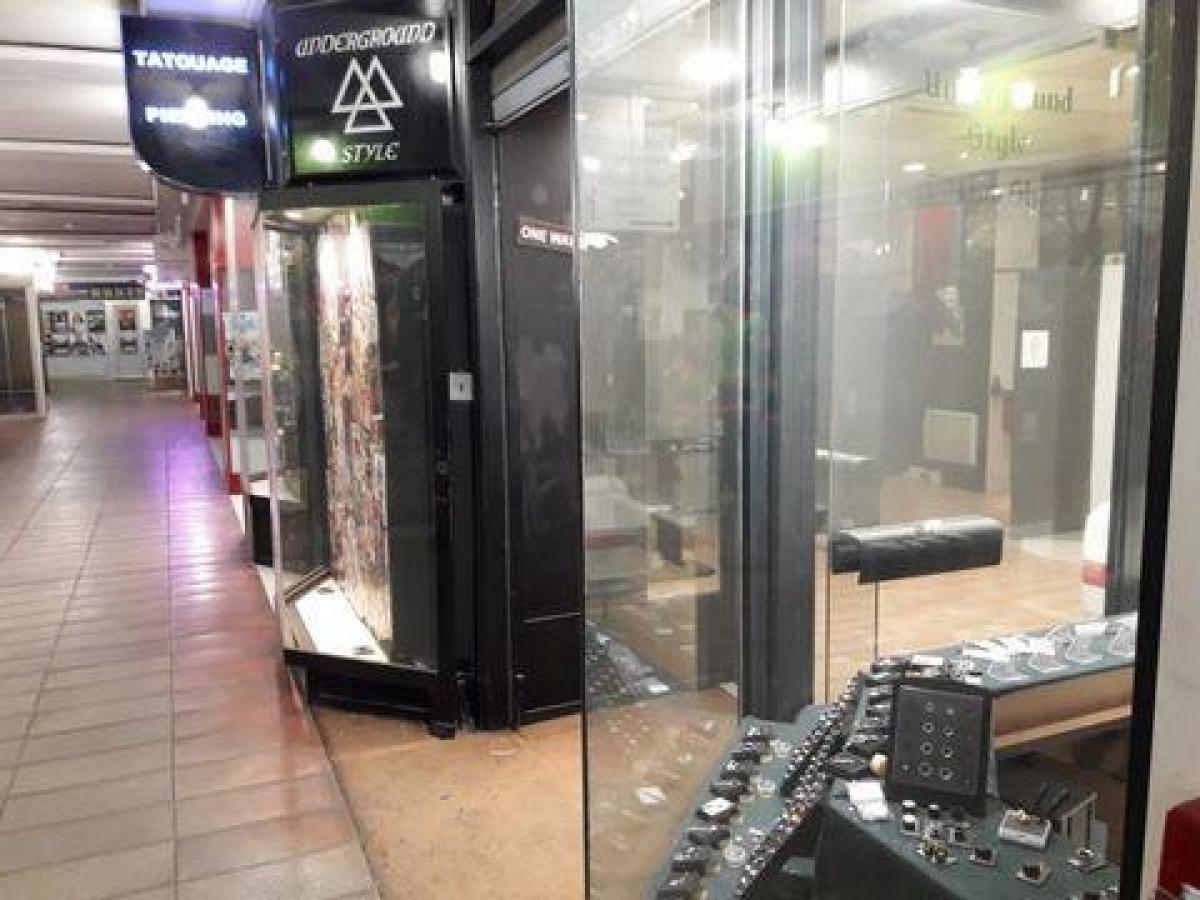 Picture of Office For Sale in Toulon, Provence-Alpes-Cote d'Azur, France