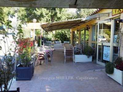Office For Sale in Montauroux, France