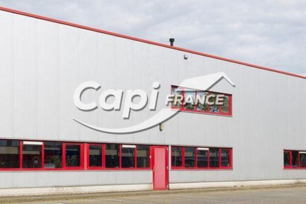 Picture of Office For Sale in Guingamp, Bretagne, France