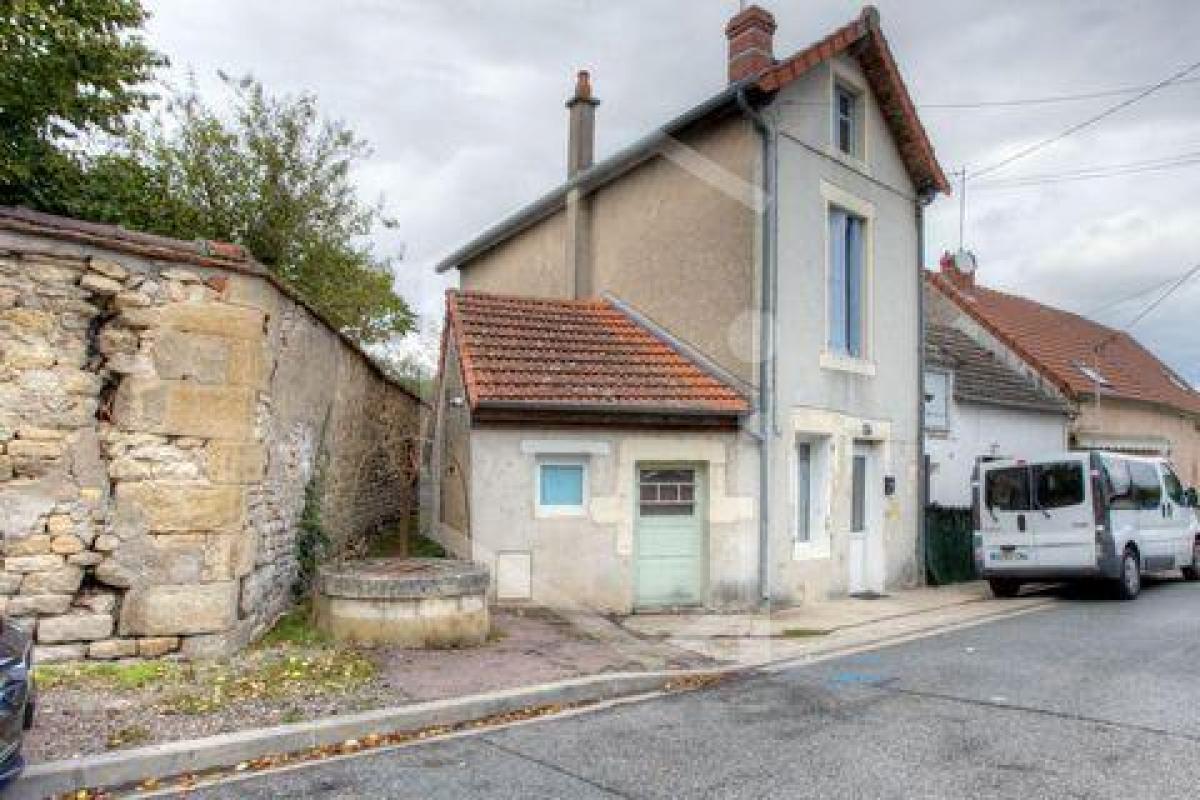 Picture of Home For Sale in Nevers, Bourgogne, France