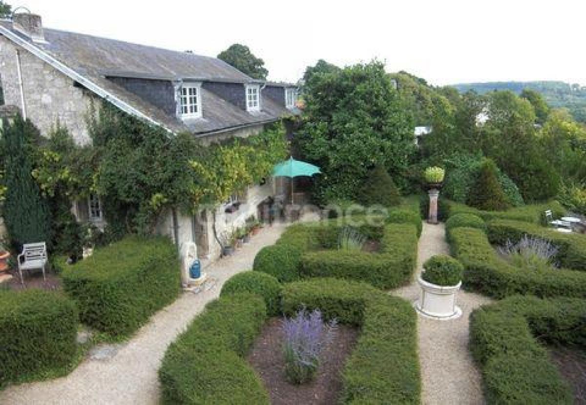 Picture of Home For Sale in Soissons, Picardie, France