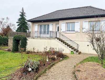 Home For Sale in Avallon, France