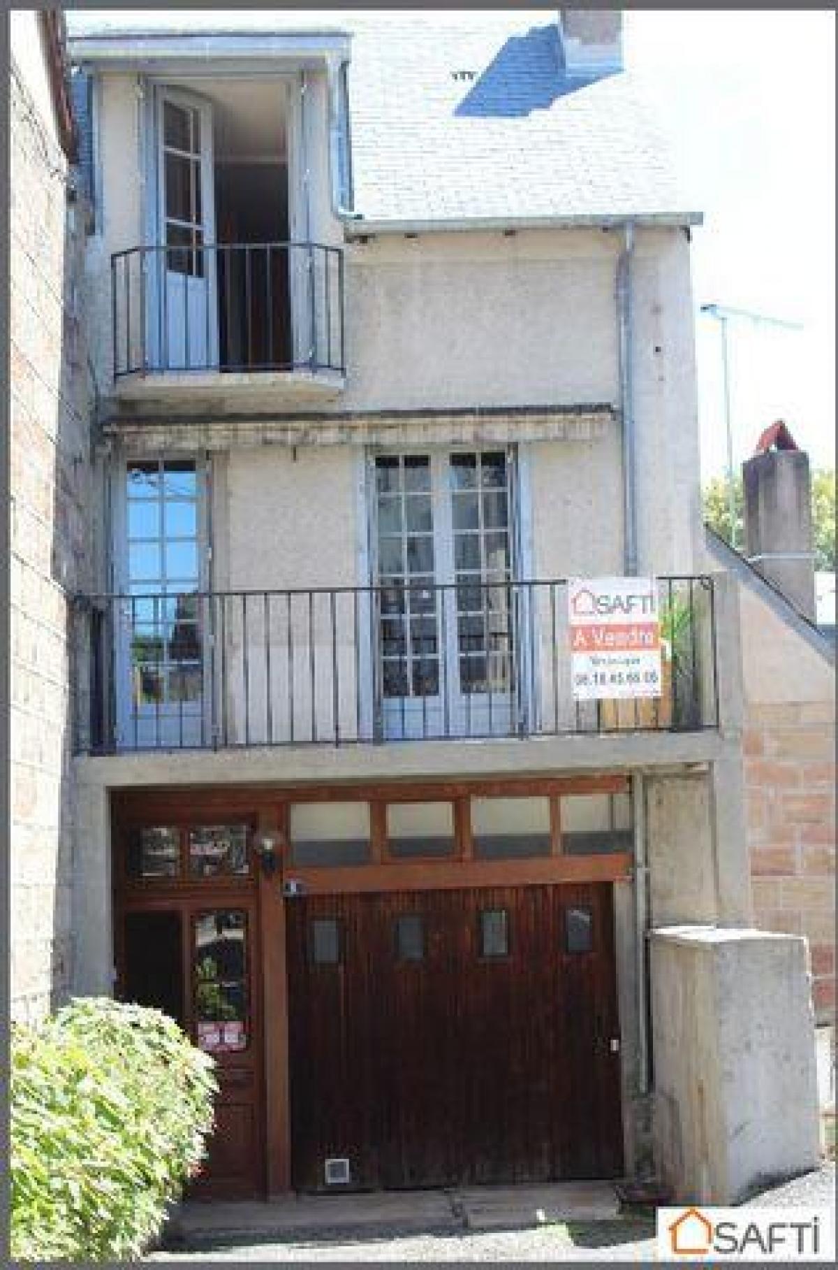 Picture of Home For Sale in Objat, Limousin, France