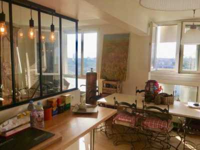 Apartment For Sale in Bordeaux, France