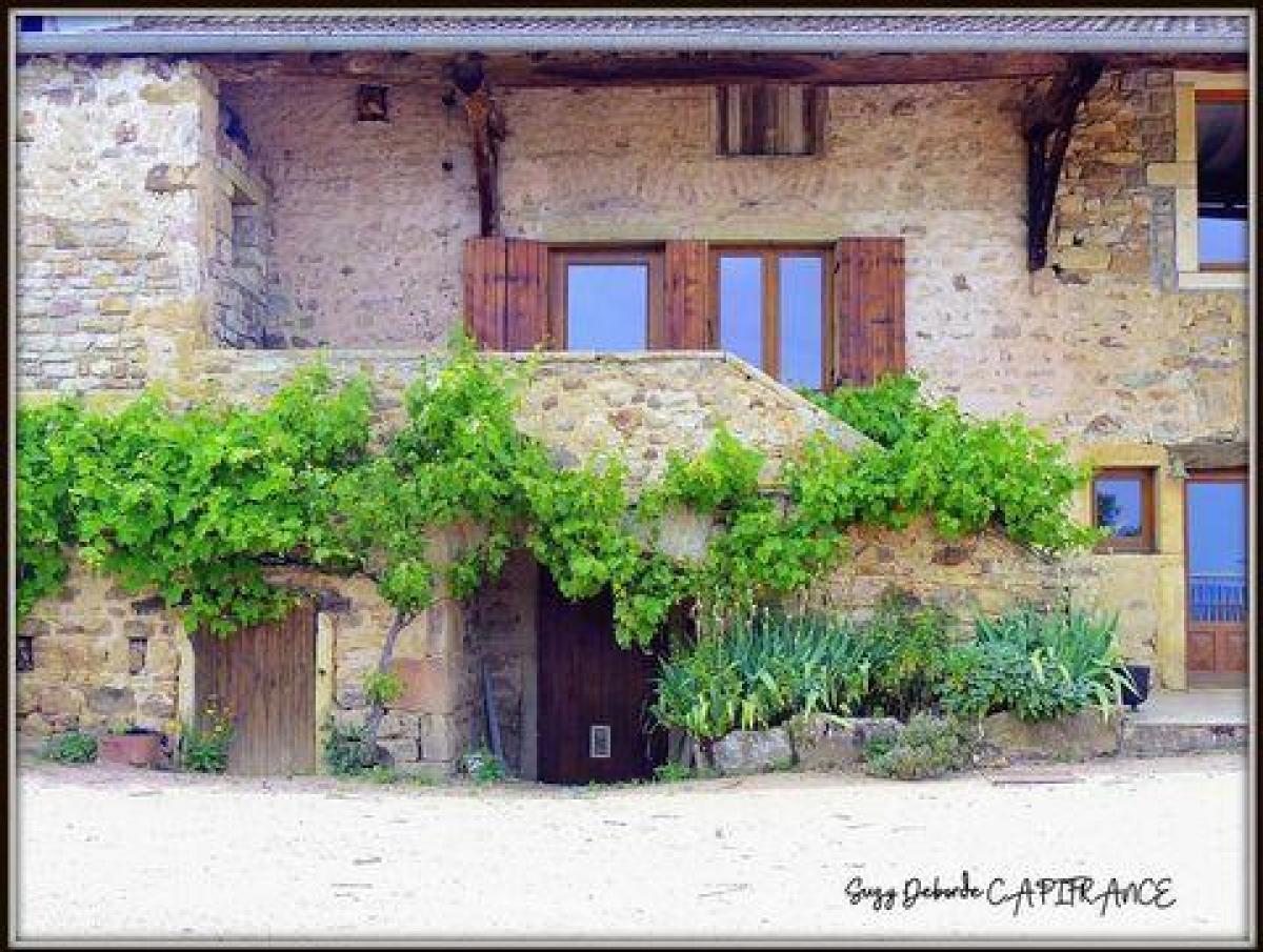 Picture of Home For Sale in Cluny, Bourgogne, France