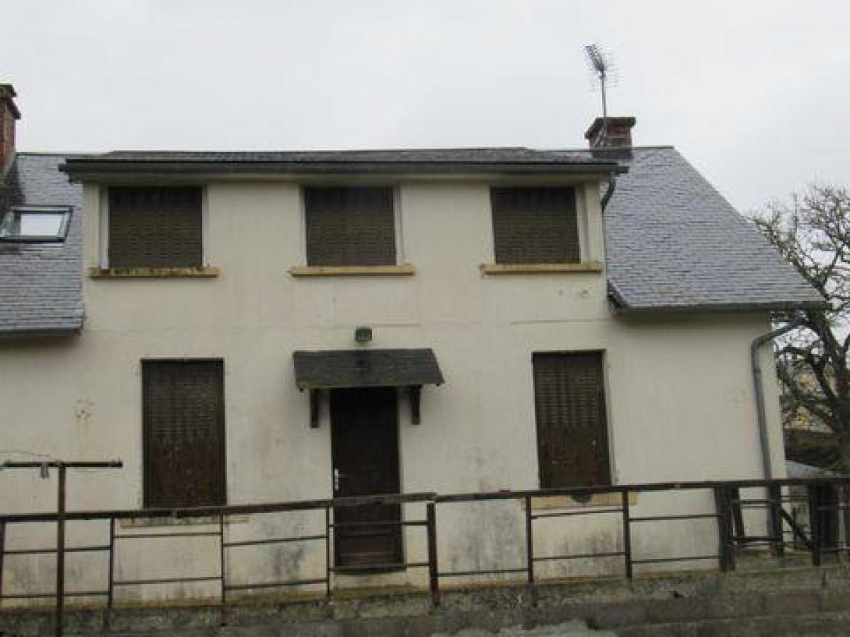 Picture of Home For Sale in La Courtine, Limousin, France