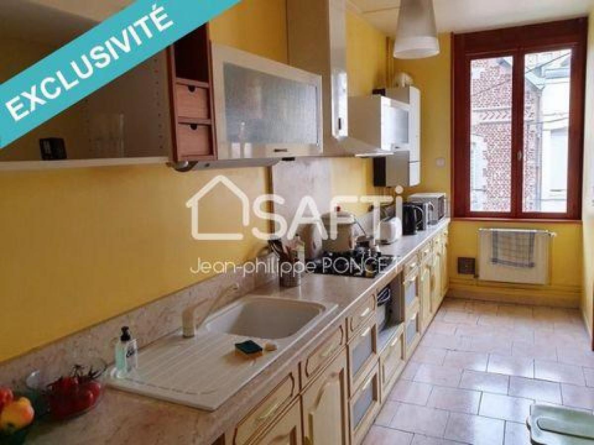 Picture of Apartment For Sale in Saint-Quentin, Picardie, France
