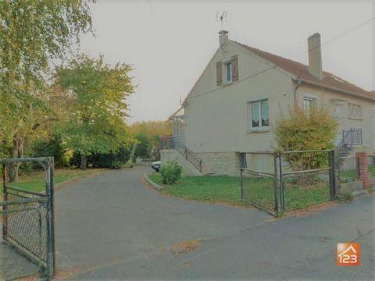 Picture of Home For Sale in Laon, Picardie, France