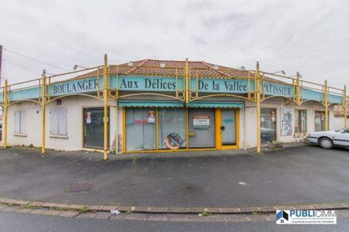 Picture of Office For Sale in Bergerac, Aquitaine, France