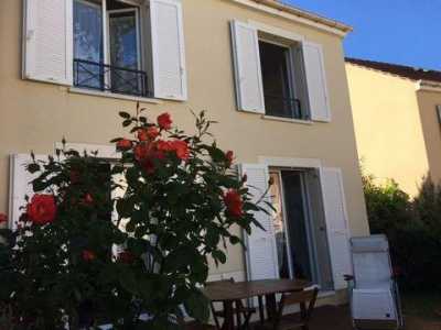 Home For Sale in Dourdan, France