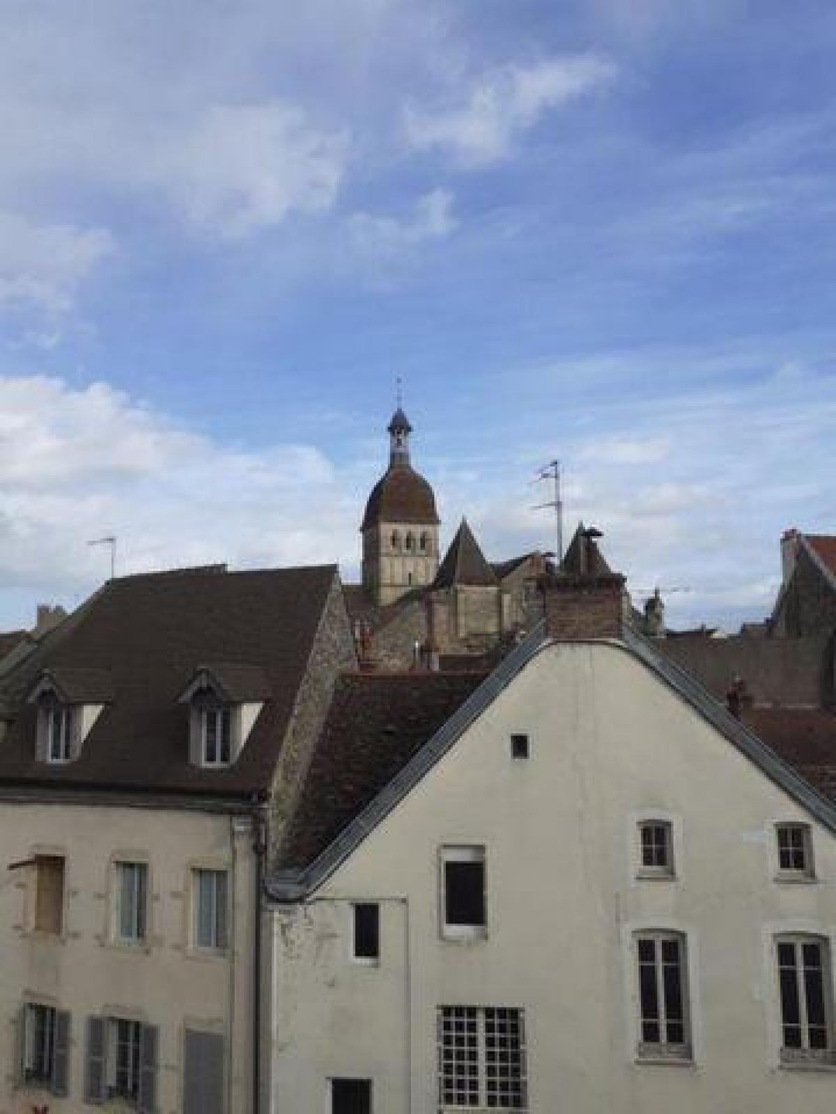 Picture of Home For Sale in Beaune, Bourgogne, France