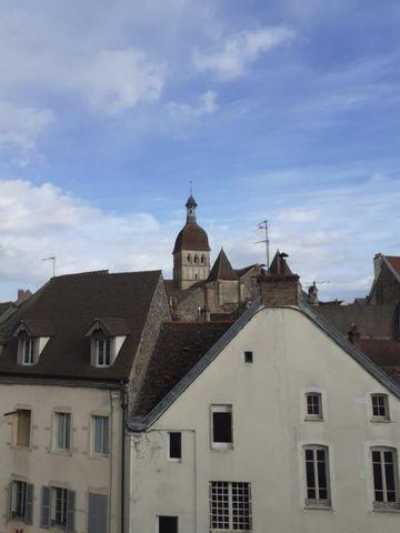 Home For Sale in Beaune, France
