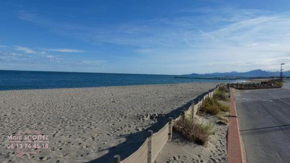 Picture of Apartment For Sale in Saint Cyprien, Aquitaine, France