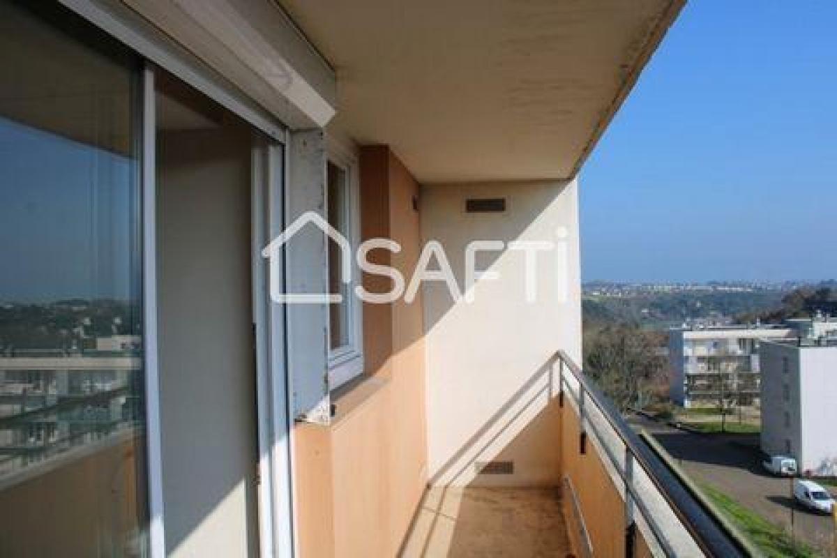 Picture of Apartment For Sale in Saint-Brieuc, Bretagne, France