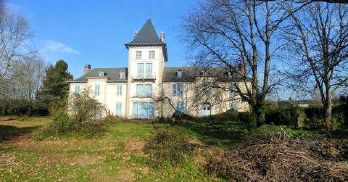 Picture of Home For Sale in Pontacq, Aquitaine, France