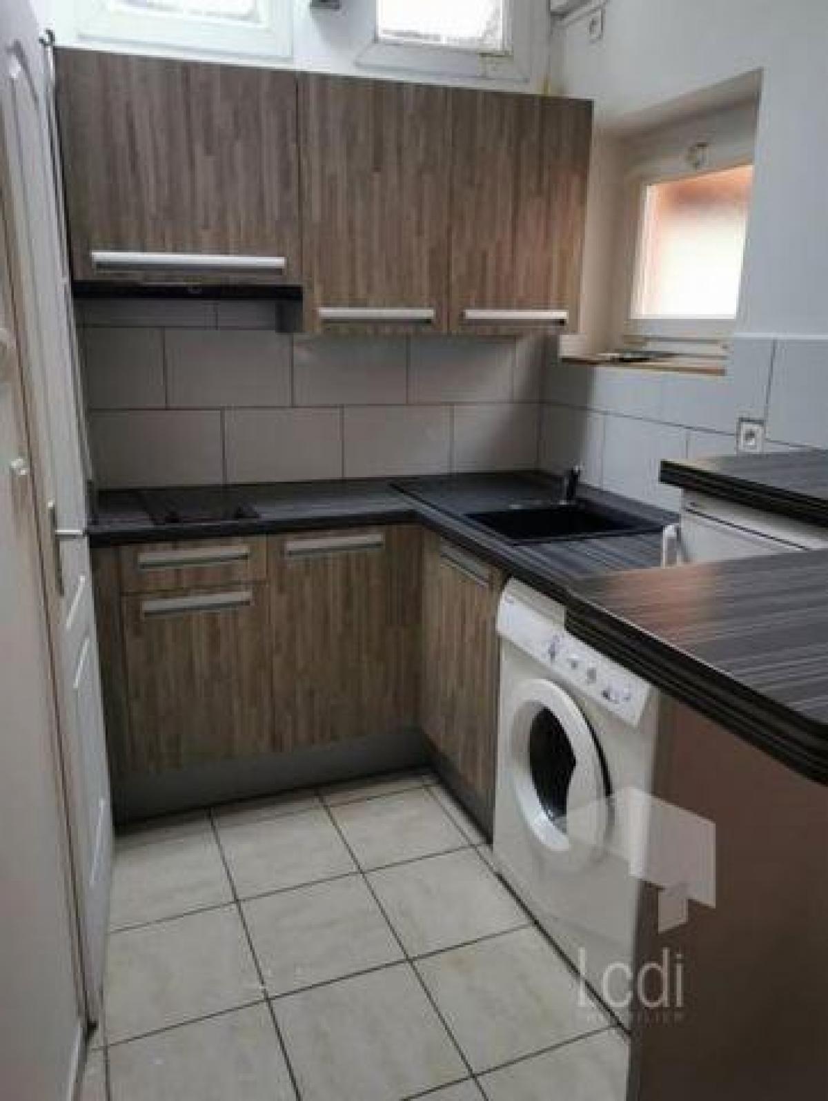 Picture of Apartment For Sale in Montelimar, Rhone Alpes, France