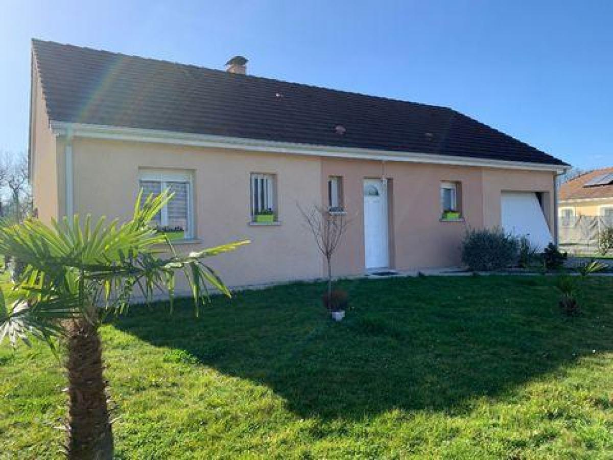 Picture of Home For Sale in Montardon, Aquitaine, France
