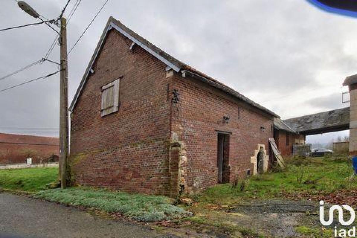 Picture of Home For Sale in Noyon, Picardie, France