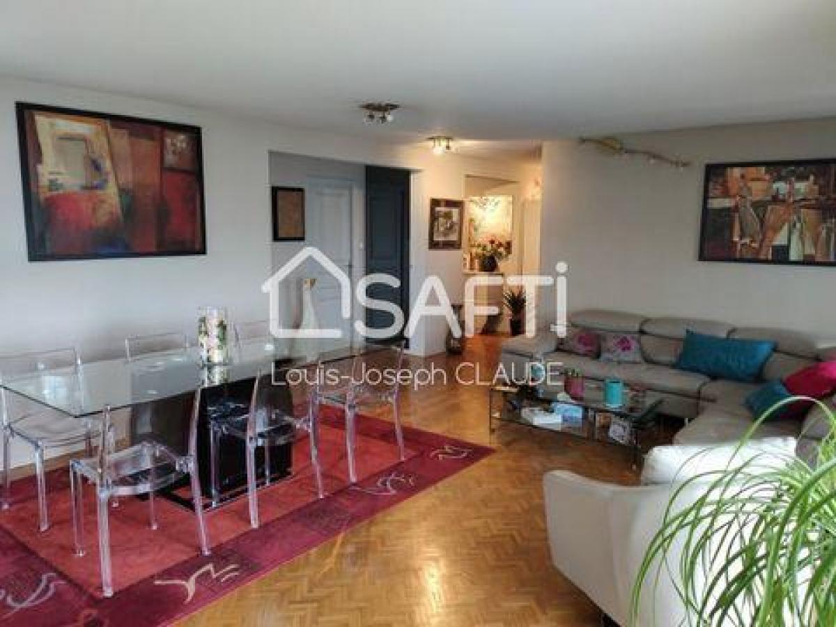 Picture of Apartment For Sale in Tours, Touraine, France