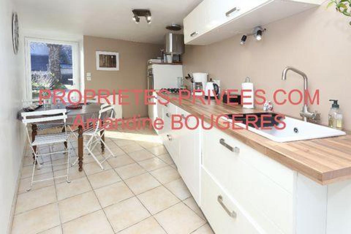 Picture of Home For Sale in Vitre, Bretagne, France