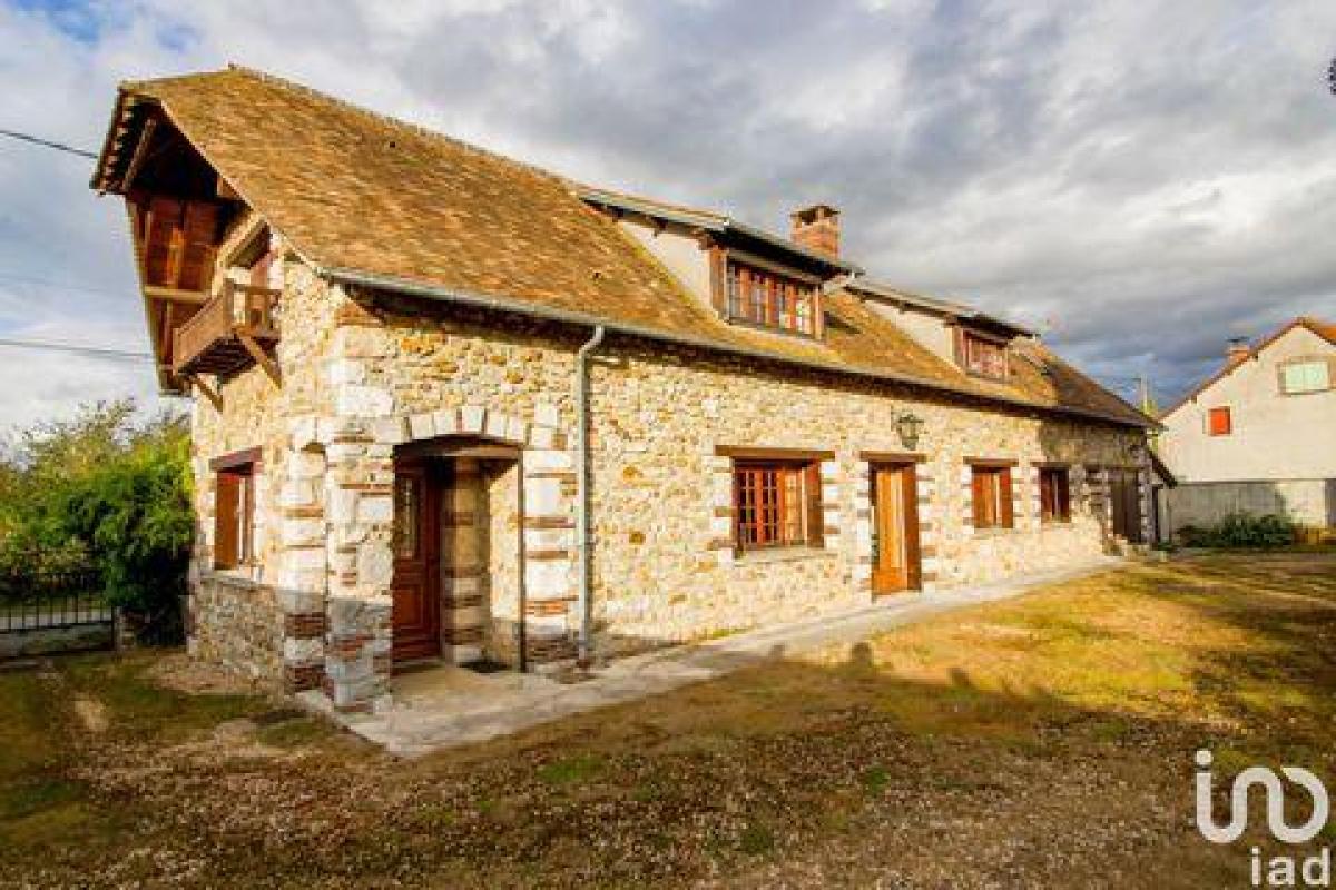 Picture of Home For Sale in Gaillon, Picardie, France