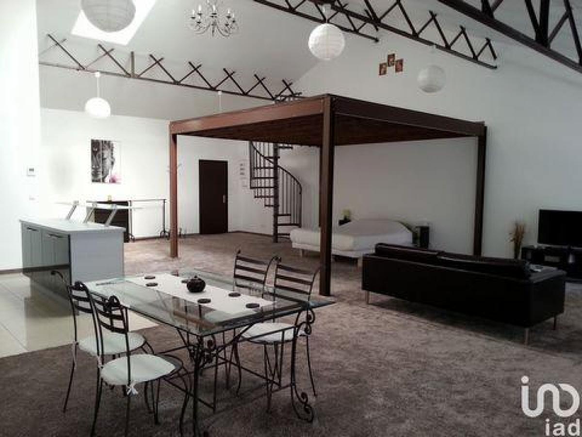 Picture of Condo For Sale in Senlis, Picardie, France