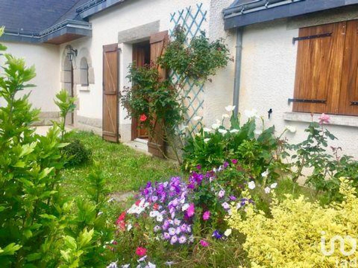 Picture of Home For Sale in Vannes, Bretagne, France