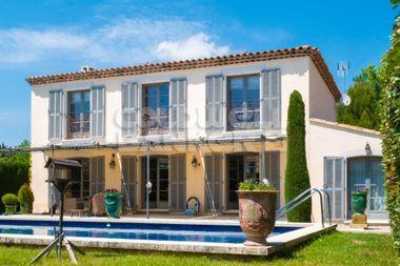 Home For Sale in Aix En Provence, France