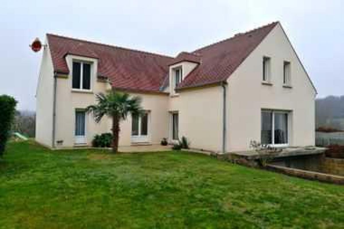 Picture of Home For Sale in Soissons, Picardie, France