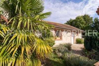 Home For Sale in Soissons, France