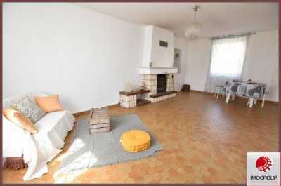Home For Sale in Cusset, France