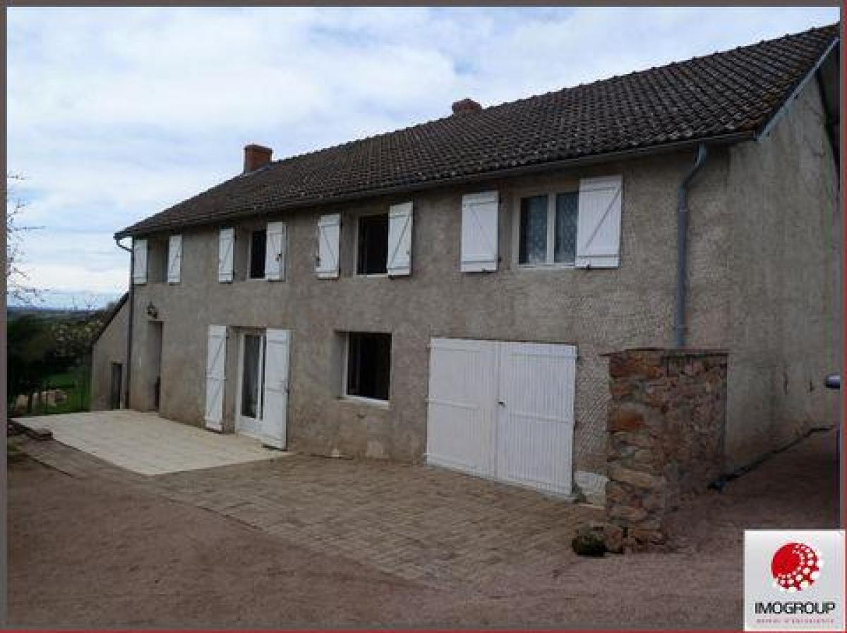 Picture of Home For Sale in Lapalisse, Auvergne, France