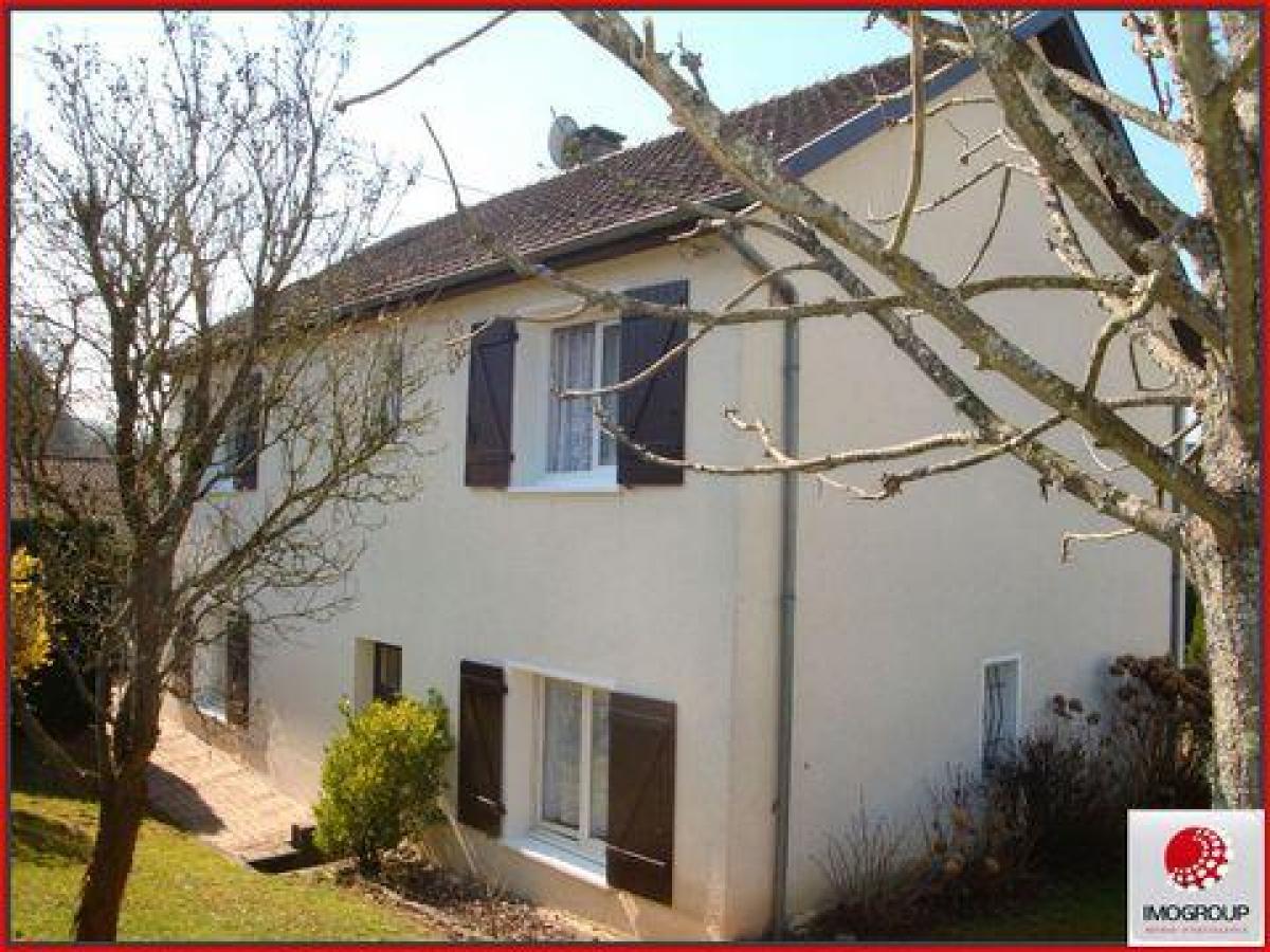 Picture of Home For Sale in Lapalisse, Auvergne, France