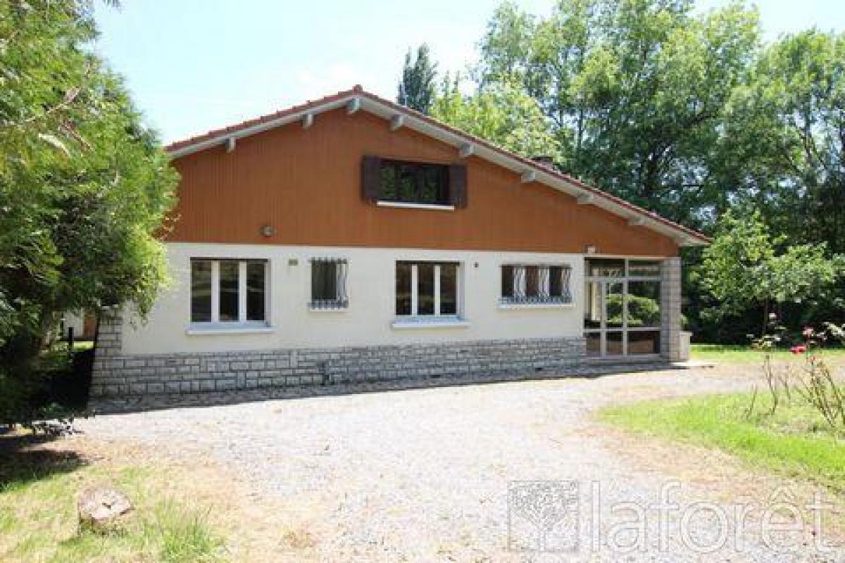 Picture of Home For Sale in Orthez, Aquitaine, France