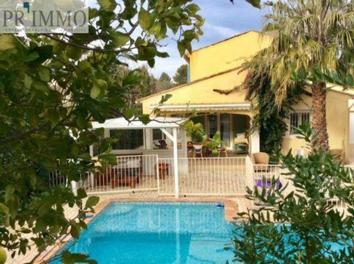 Picture of Home For Sale in Frejus, Cote d'Azur, France
