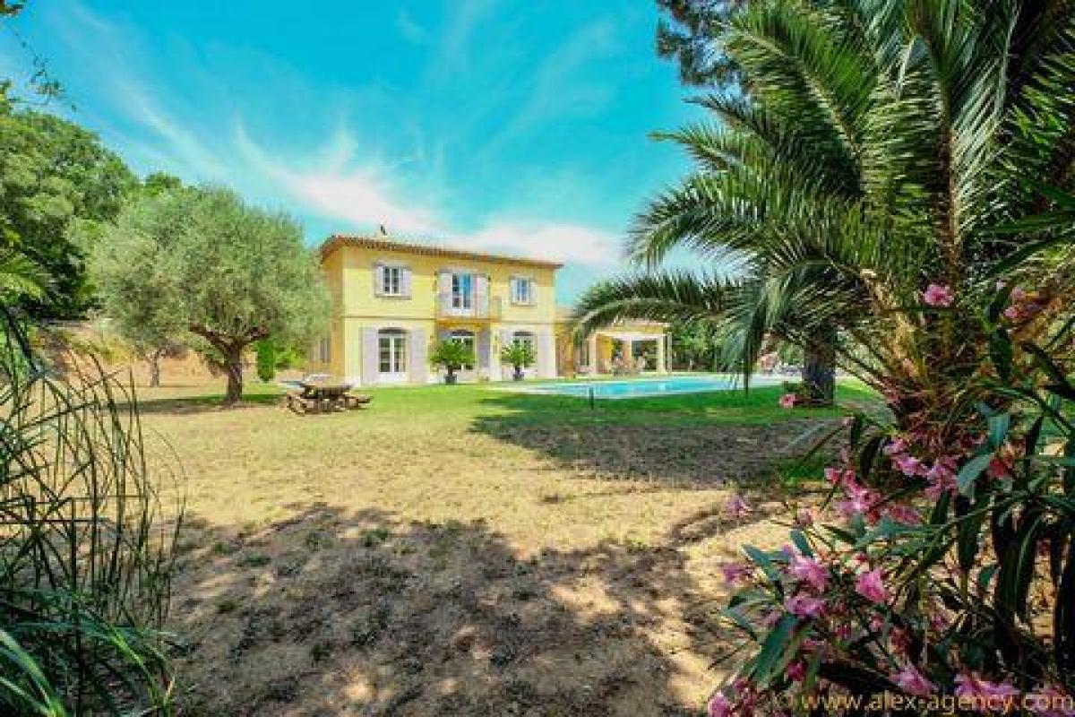 Picture of Home For Sale in GASSIN, Cote d'Azur, France