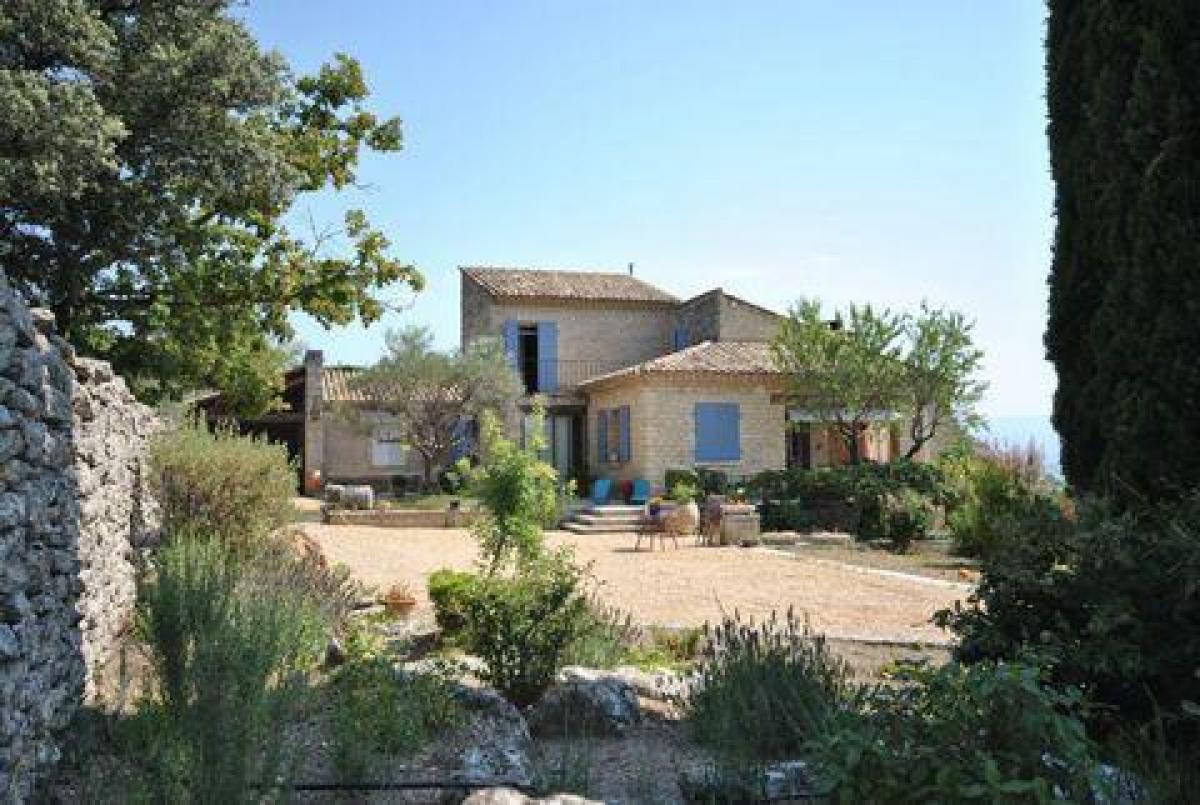 Picture of Home For Sale in Gordes, Provence-Alpes-Cote d'Azur, France