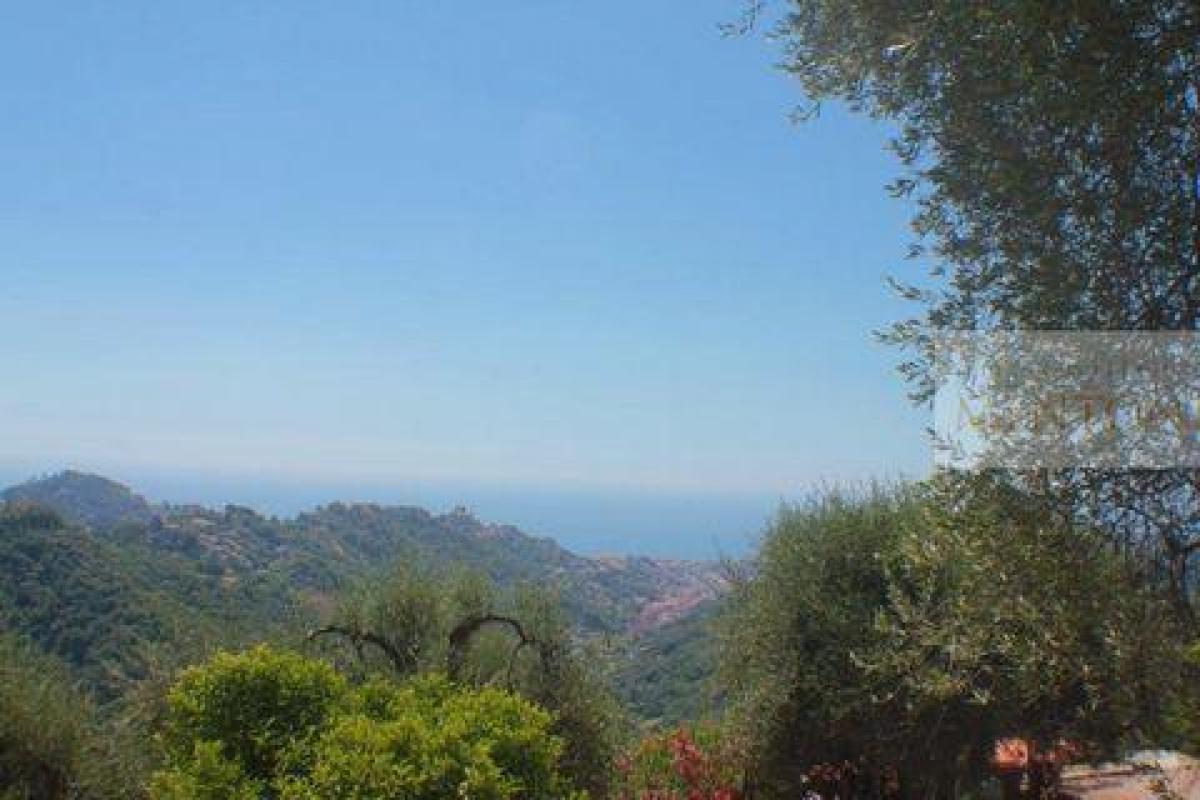 Picture of Home For Sale in Menton, Cote d'Azur, France