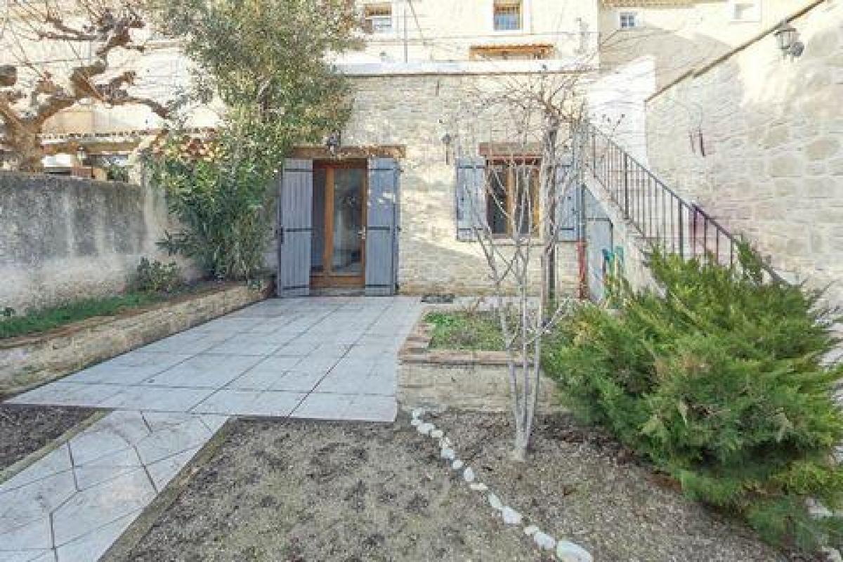 Picture of Home For Sale in Carpentras, Provence-Alpes-Cote d'Azur, France