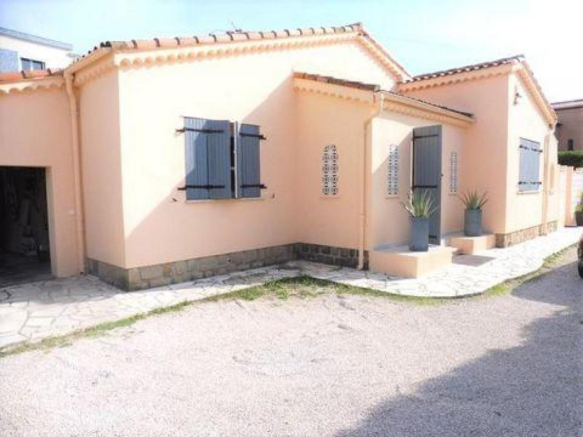 Picture of Home For Sale in Frejus, Cote d'Azur, France