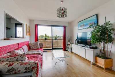 Condo For Sale in Merignac, France