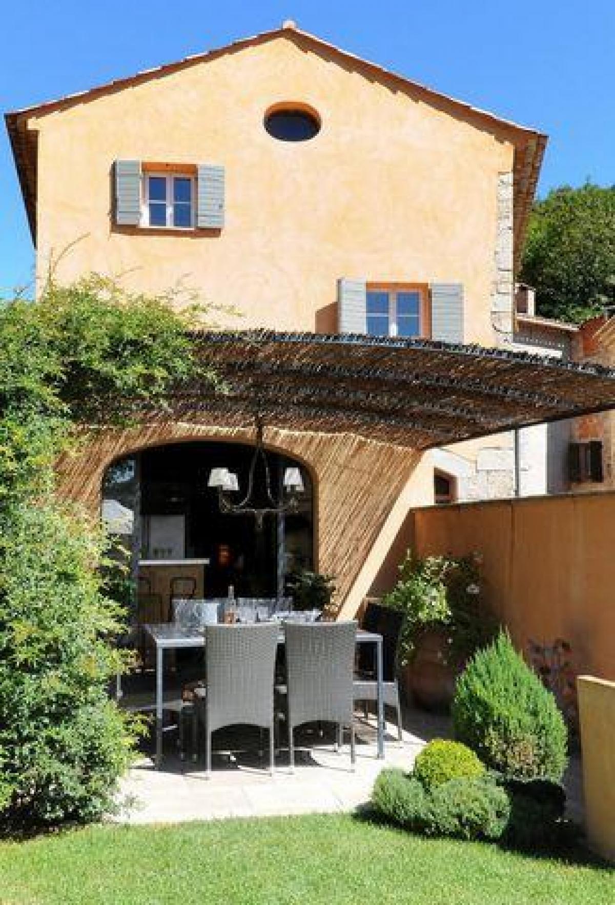 Picture of Home For Sale in Draguignan, Provence-Alpes-Cote d'Azur, France