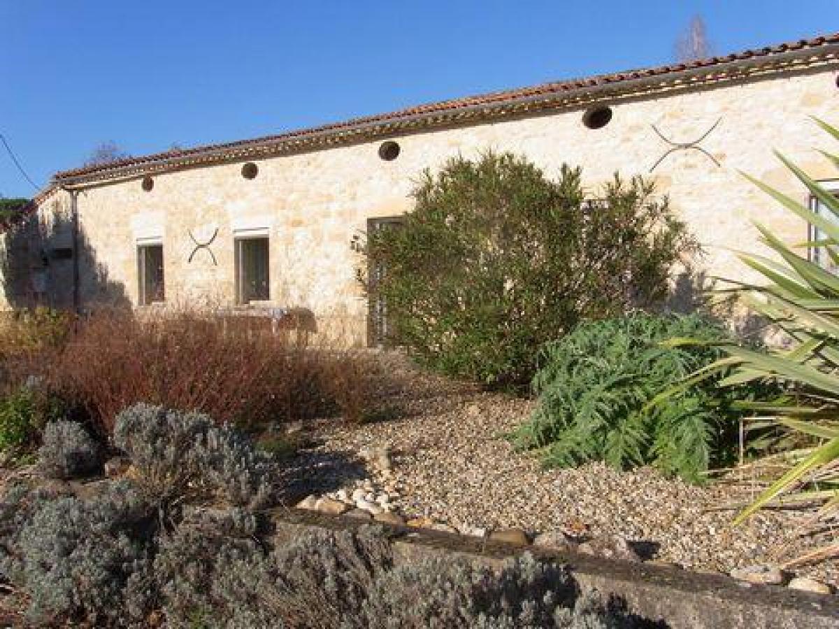 Picture of Home For Sale in Marmande, Aquitaine, France